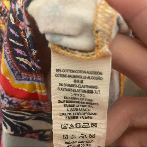 Free People Pick a Place V-Neck Bodysuit- Boho Abstract Paisley Print size L - Picture 7 of 8